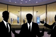 姚勁波：AI可以替代招聘專員、房產(chǎn)中介的工作