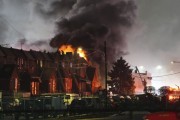 一架小型飛機(jī)在費(fèi)城附近墜毀 造成7人死亡19人受傷