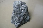 鋅庫(kù)存低的原因是什么？低庫(kù)存對(duì)期貨市場(chǎng)有何影響？