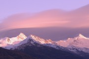 夢(mèng)的攀登——與家人共攀高峰，夢(mèng)的攀登，與家人共攀高峰之旅