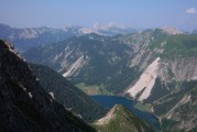 夢魘之境——山體滑坡的驚懼與思考，山體滑坡的驚懼與思考，夢魘之境的挑戰(zhàn)
