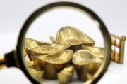 如何選擇優(yōu)質(zhì)的黃金飾品購買渠道？這種選擇如何保證商品質(zhì)量？