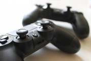 PS4是否仍有免費游戲？，PS4的游戲存檔和更新可能免費