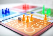 一款無限制的免費(fèi)跳棋游戲，給你帶來無限的樂趣，無限制跳棋，讓生活充滿樂趣的游戲