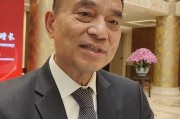 劉永好：期待民營(yíng)經(jīng)濟(jì)促進(jìn)法推動(dòng)民企發(fā)展