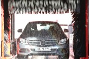 洗車精使用方法有哪些？這一產品對車輛清潔有何益處？