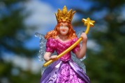 公主的自由，公主的自由，一個(gè)視角