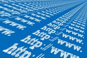 PHP作為一種腳本語言，在Web開發(fā)中占據(jù)了重要地位。它可以用來構建動態(tài)網(wǎng)頁，并且在許多開源項目中都有廣泛應用。然而，對于許多人來說，學習如何使用PHP來搭建自己的網(wǎng)站可能是一個相對復雜的任務。，了解并掌握PHP，創(chuàng)建動態(tài)網(wǎng)頁的關鍵技術