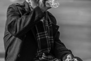 夢中的離別——當夢到去世的人再次離世，夢中的離別，與逝者再次離別的夢境探索