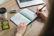 卓越新能擬增加向銀行申請融資融信業(yè)務(wù)額度至最高15億元