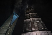 上海網(wǎng)站排名定制，助力企業(yè)搶占互聯(lián)網(wǎng)市場制高點(diǎn)，上海定制網(wǎng)站排名服務(wù)，助企業(yè)搶占網(wǎng)絡(luò)市場巔峰