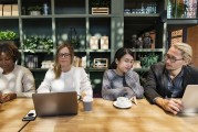 韓國代總統(tǒng)韓德洙舉行緊急會議 討論如何應(yīng)對美國關(guān)稅