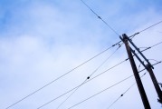 越南警方對(duì)32個(gè)風(fēng)電項(xiàng)目展開調(diào)查，東方電氣回應(yīng)：公司越南風(fēng)電項(xiàng)目未受影響