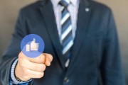 如何在Facebook上創(chuàng)建一個(gè)強(qiáng)大的個(gè)人品牌并成功推廣你的產(chǎn)品和服務(wù)？，五個(gè)步驟教你如何打造成功的個(gè)人品牌并在Facebook上推廣產(chǎn)品和服務(wù)
