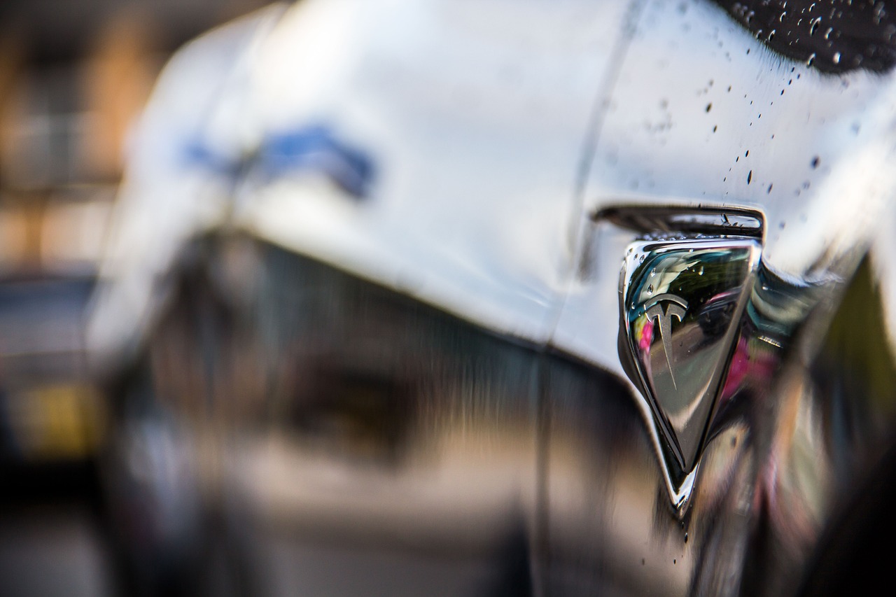 特斯拉汽車(chē)公司，作為電動(dòng)汽車(chē)行業(yè)的領(lǐng)導(dǎo)者之一，其產(chǎn)品已經(jīng)在全球范圍內(nèi)得到了廣泛的接受和喜愛(ài)。然而，這個(gè)優(yōu)秀的品牌并非只有電動(dòng)車(chē)這么一個(gè)領(lǐng)域。它還提供了一系列其他服務(wù)，其中免費(fèi)的游戲就是一個(gè)重要的組成部分。
