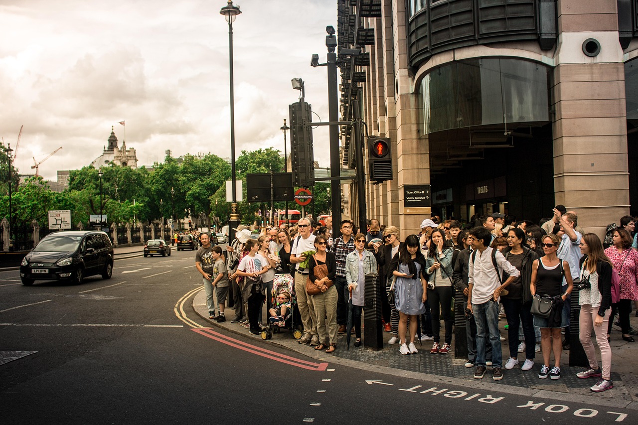 瑞訊銀行：英鎊在英國預算案公布前看上去很脆弱
