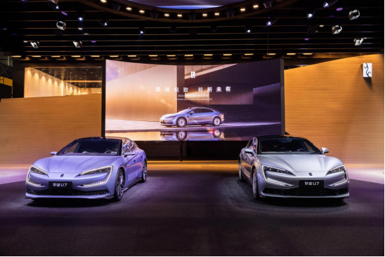 直擊廣州車展：雷軍的車“很亮眼”，但余承東的車“更神秘” | 次世代車研所
