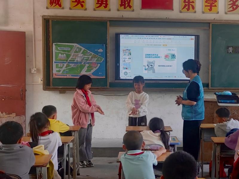 壹基金凈水計(jì)劃2025年將累計(jì)惠及6000所鄉(xiāng)村學(xué)校數(shù)百萬兒童